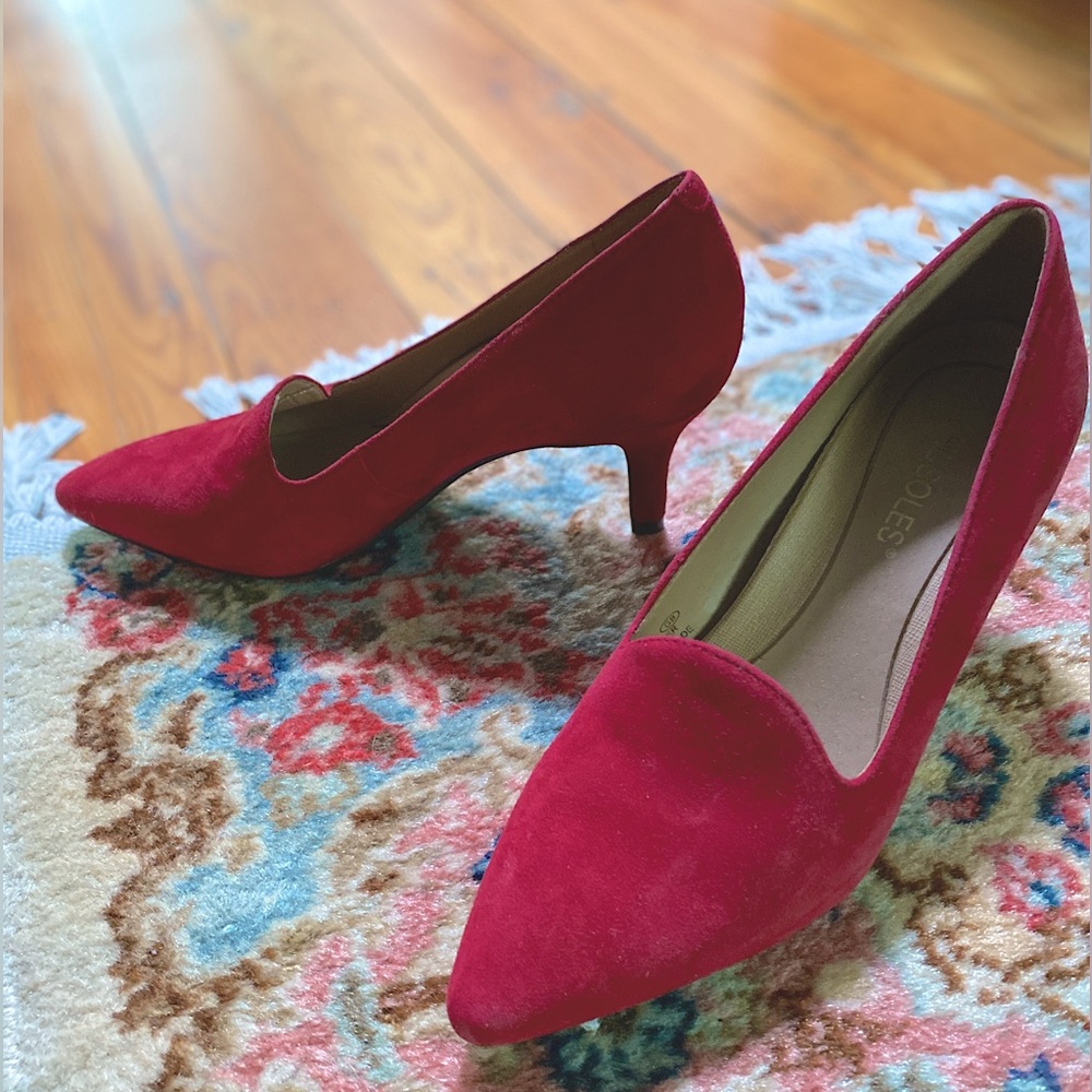 True Red Suede Heel Pump Aerosoles